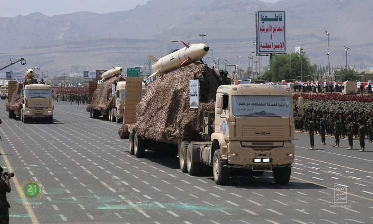 Prepared for War: Houthis Organize Military Parade in Sanaa